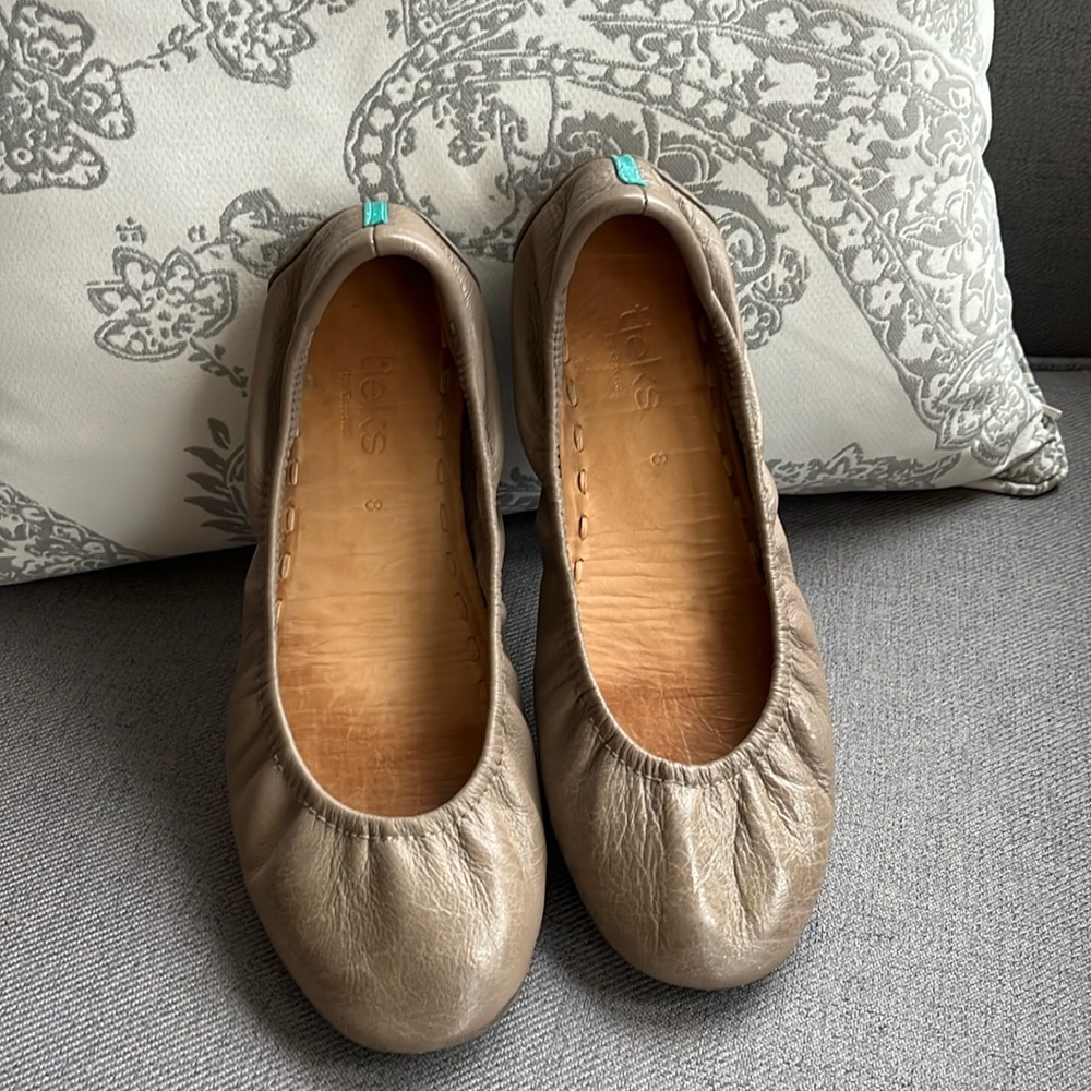 Tieks size 8
